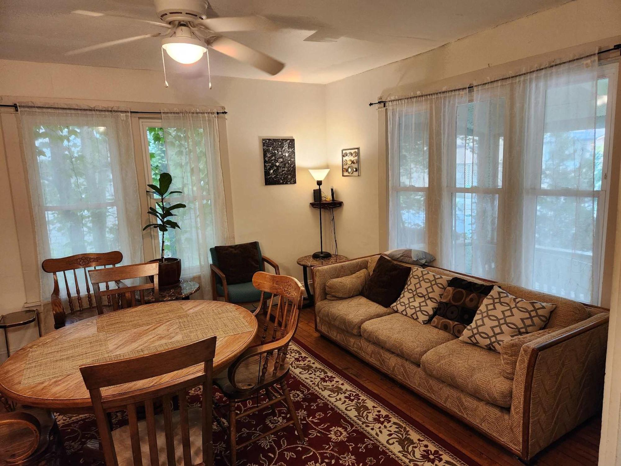 Cozy 3 Bedroom House In Downtown Ithaca Exterior photo